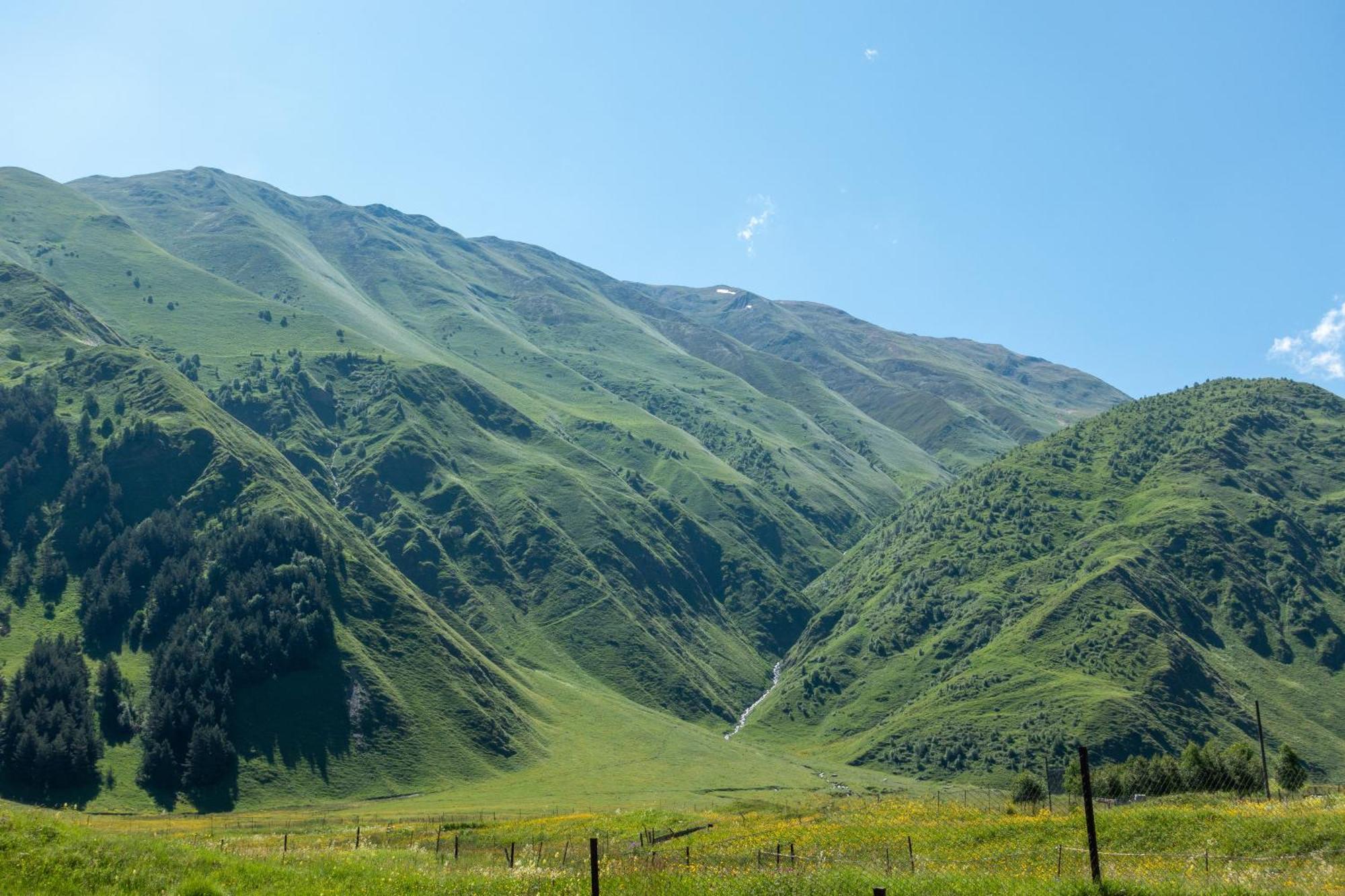 Terkhena Ξενοδοχείο Kazbegi Εξωτερικό φωτογραφία